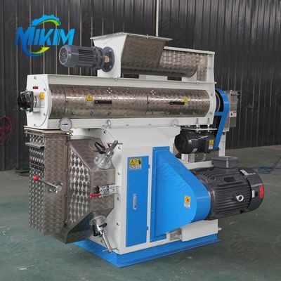 पौष्टिक आहार के उत्पादन के लिए उच्च उत्पादकता पोल्ट्री फीड पेलेट मशीन 380V