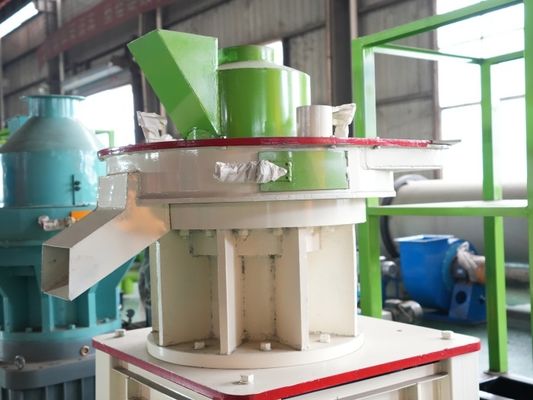 स्टेनलेस स्टील 4Cr13 लकड़ी छर्रों मशीन मूंगफली शैल घास गोली निर्माता 0.8t / H