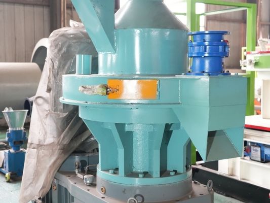 नारियल के खोल के लिए 4 मिमी 8 मिमी पत्ता चिप लकड़ी छर्रों मशीन बेलनाकार कण: