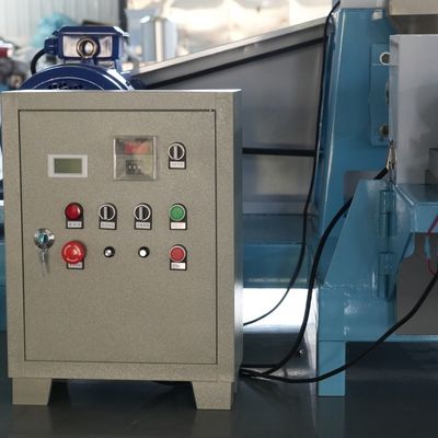 बड़े पैमाने पर मछली फ़ीड गोली मशीन मिल्स 3 से 12 मिमी 0.4 किलोवाट फीडिंग पावर