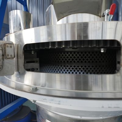 बायो मास वुड पेलेट प्रेस मशीन चूरा Pto पेलेट मशीन CE अनुमोदन