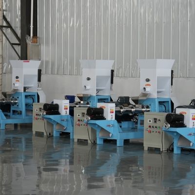 5.5kw फ्लोटिंग फिश फीड पेलेट मिल सिंगल स्क्रू पेट फूड एक्सट्रूडर मशीन एंटीरस्ट