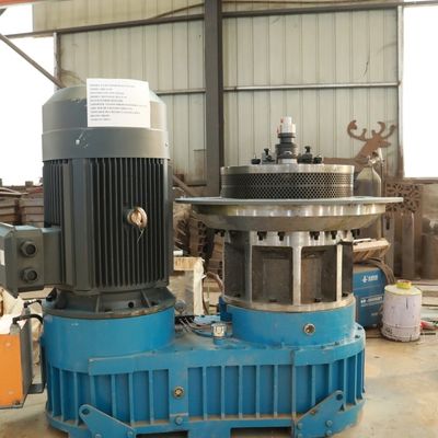 छोटे लकड़ी गोली मिलों फ़ीड घर 600 किलो / एच 400 किलो / एच पर्यावरण के अनुकूल का उपयोग करें: