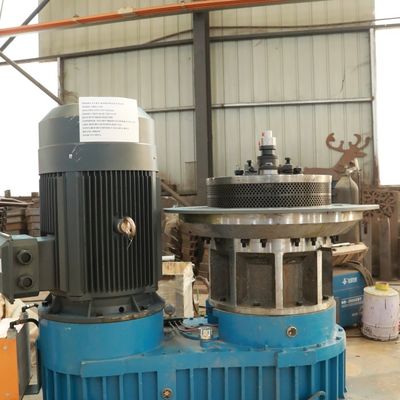 बायोमास लकड़ी उत्पादन बहुआयामी बायोमास गोली निर्माता 200 किलो / एच इको