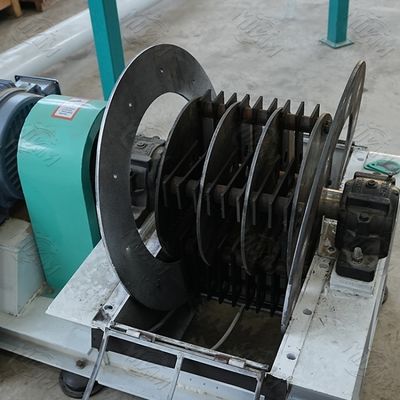 पशु चारा चिकन सुअर पोल्ट्री फ़ीड प्रसंस्करण मशीनें मिल पेलेटाइज़र रोलर मशीनें