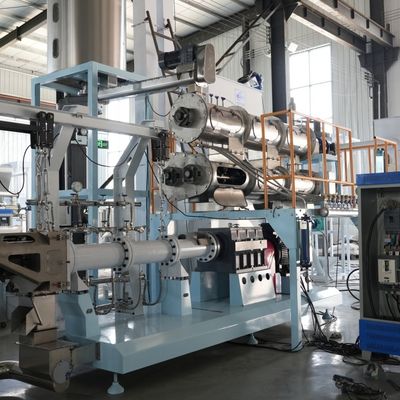 2ton / H 115KW वंशावली कुत्ता खाद्य पालतू फ़ीड उत्पादन लाइन 20 × 1.2 × 2.2 मिमी